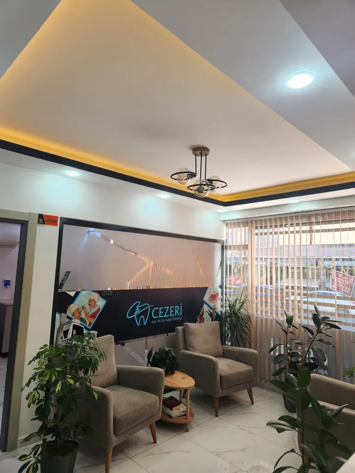 Cezeri kliniği bekleme alanı